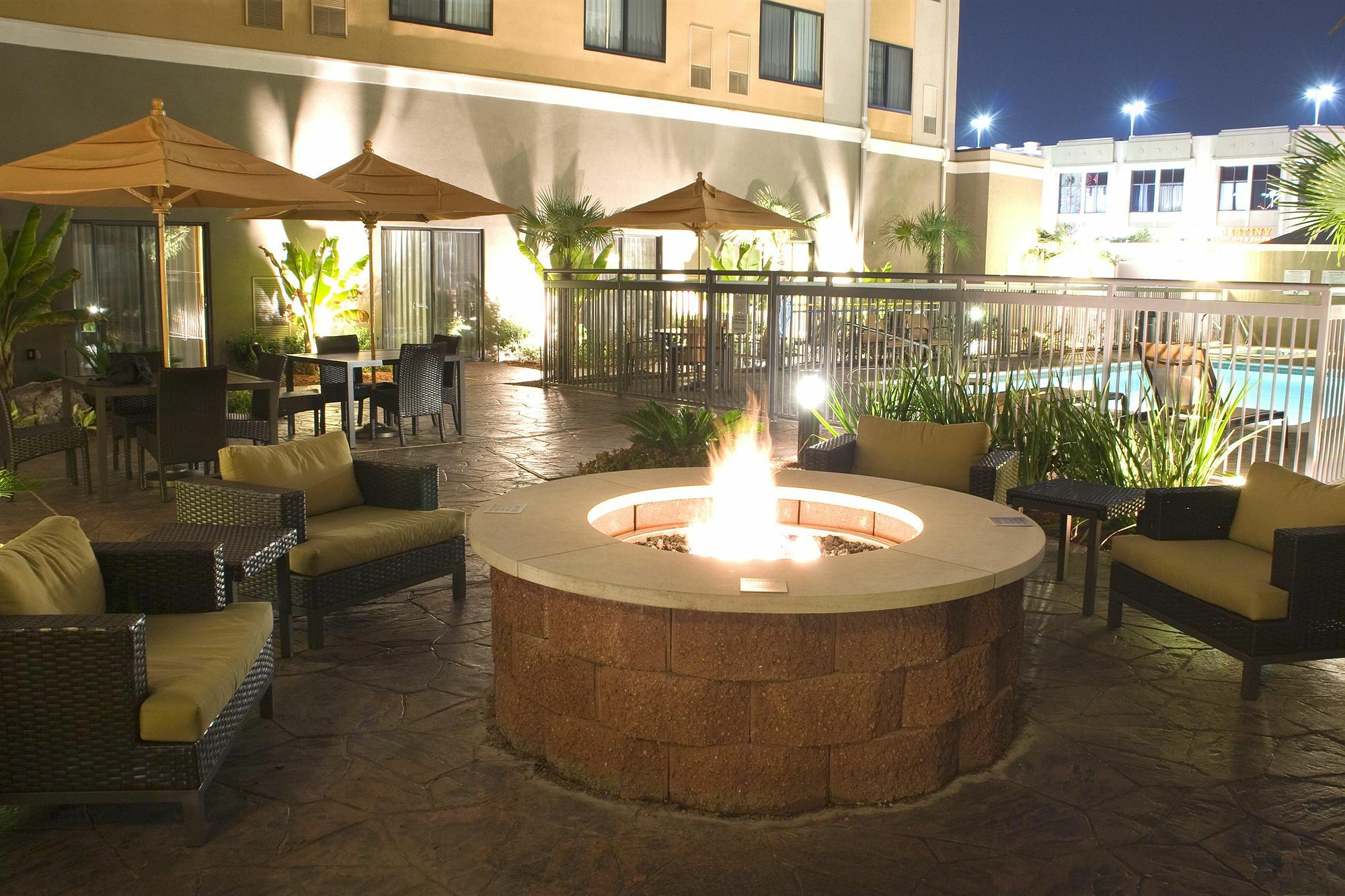 Courtyard Shreveport-Bossier City/Louisiana Boardwalk Dış mekan fotoğraf